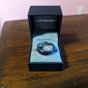 Tungsten carbide mens band